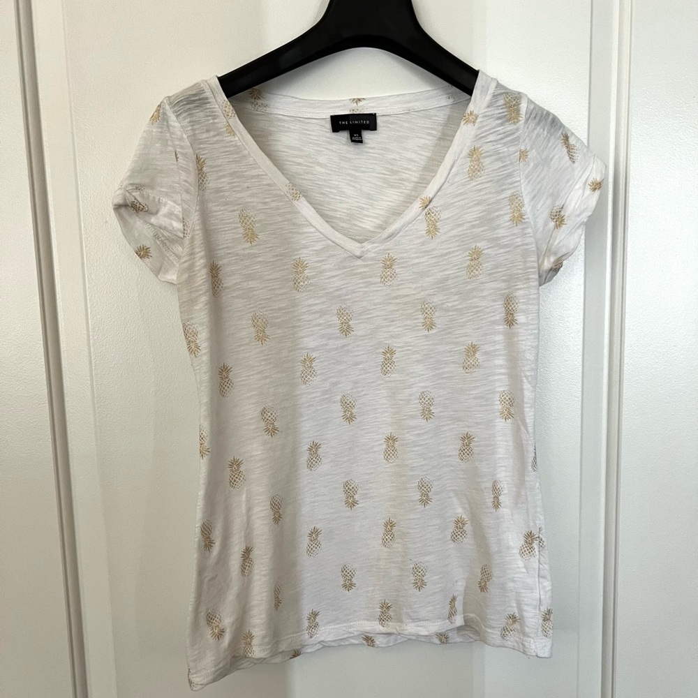 Pineapple tee.